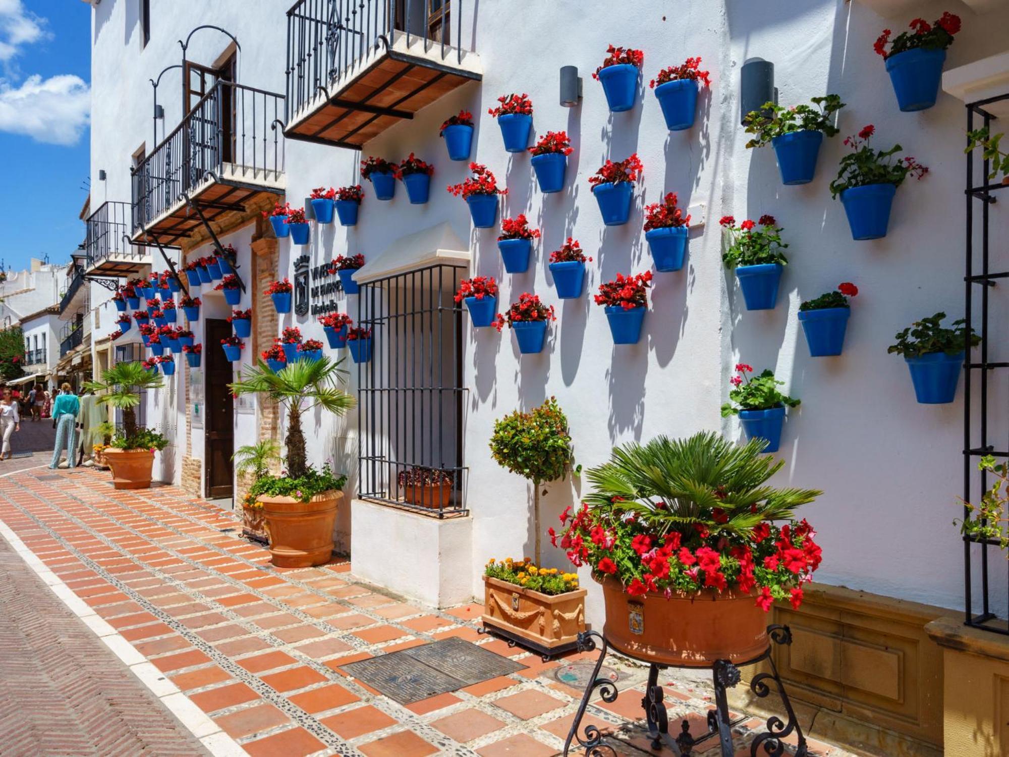 Apartment Lorcrisur By Interhome Marbella